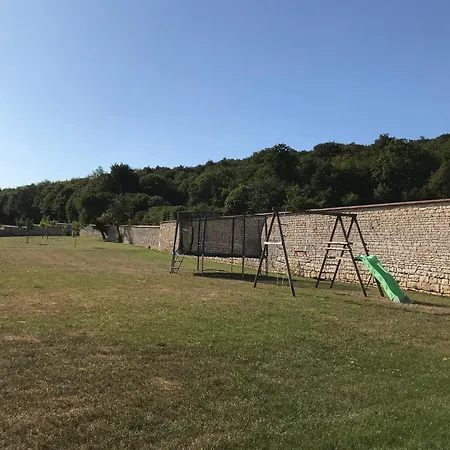 6 Pers De La Vallee De L'aujon