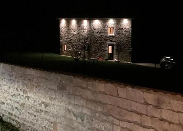 De La Tour, 6 Pers Ferienhaus *