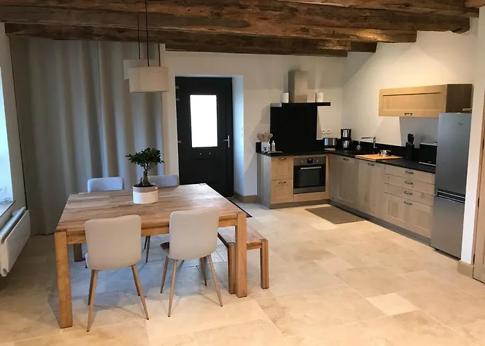 De La Tour, 6 Pers *