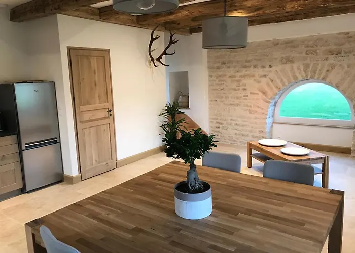 De La Tour, 6 Pers * Arc-en-Barrois